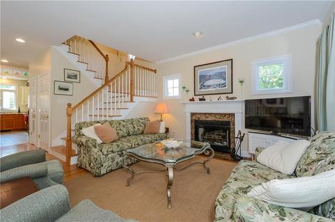 79 Wagner Rd, Westerly, RI 02891 photo 4