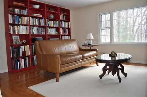 32 Stubtoe Dr, Warwick, RI 02886 photo 8