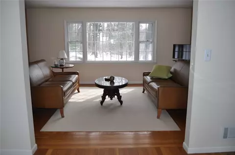 32 Stubtoe Dr, Warwick, RI 02886 photo 11