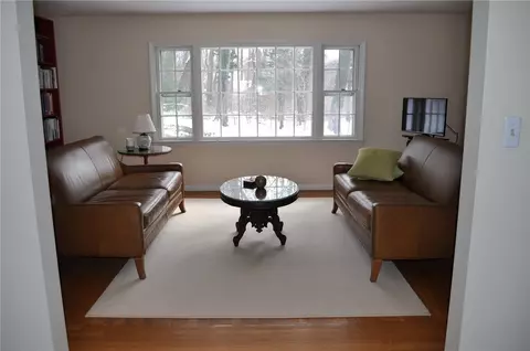 32 Stubtoe Dr, Warwick, RI 02886 photo 10