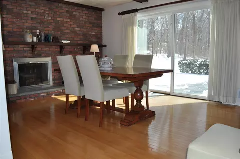 32 Stubtoe Dr, Warwick, RI 02886 photo 5