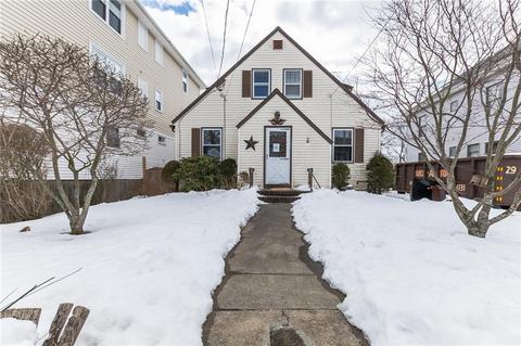 305 Logee St, Woonsocket, RI 02895 photo 2
