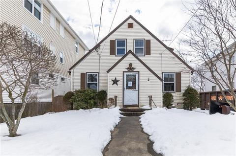 305 Logee St, Woonsocket, RI 02895 photo 5