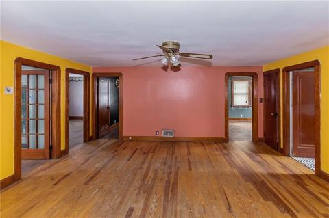 305 Logee St, Woonsocket, RI 02895 photo 8