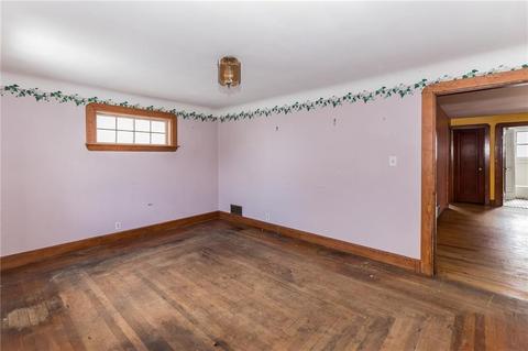 305 Logee St, Woonsocket, RI 02895 photo 17