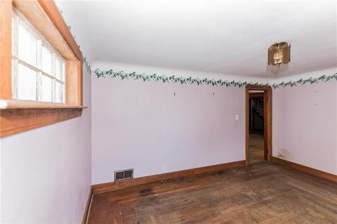 305 Logee St, Woonsocket, RI 02895 photo 18