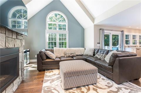 21 Piezzo Dr, Westerly, RI 02891 photo 7