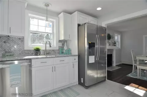 208 Sawmill Rd, Glocester, RI 02814 photo 4