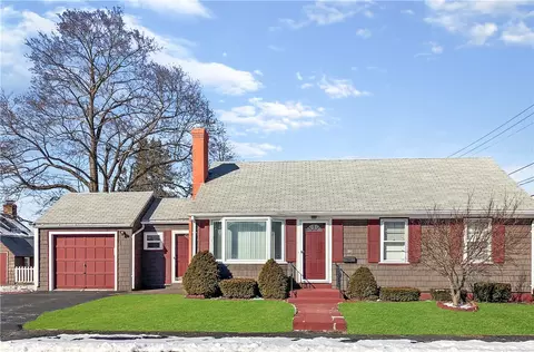 350 Pullen Ave, Pawtucket, RI 02861 photo 1