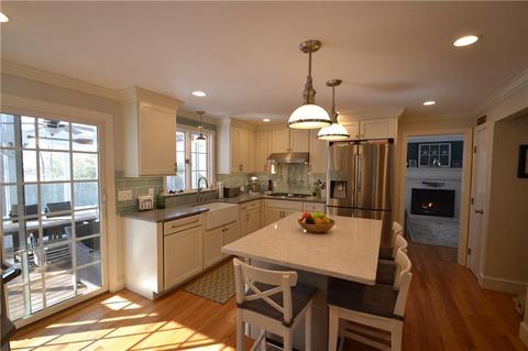13 Hillside Rd, Bristol, RI 02809 photo 5