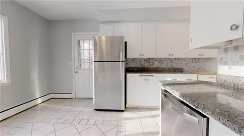 30 Balcom Ave, Warwick, RI 02889 photo 9