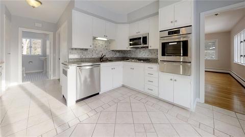 30 Balcom Ave, Warwick, RI 02889 photo 6