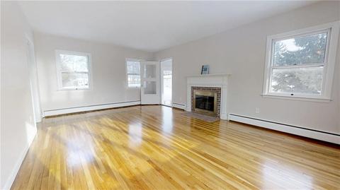 30 Balcom Ave, Warwick, RI 02889 photo 17