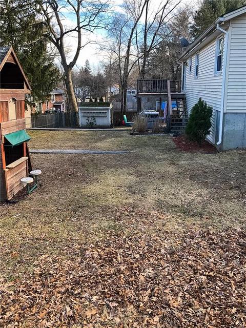 18 Sunset Ave, Coventry, RI 02816 photo 3