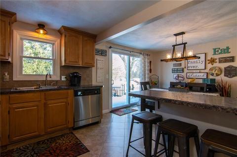 18 Sunset Ave, Coventry, RI 02816 photo 9