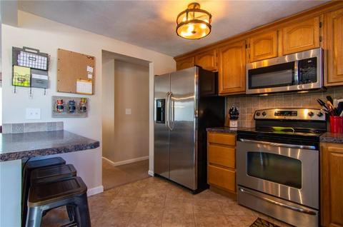 18 Sunset Ave, Coventry, RI 02816 photo 7