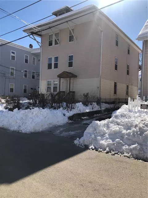 333 Paradis Ave, Woonsocket, RI 02895 photo 3