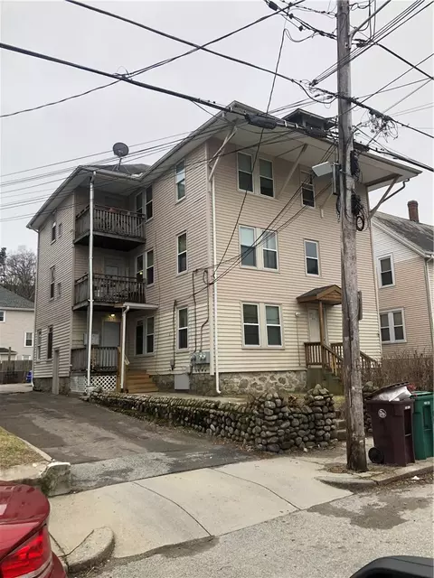 333 Paradis Ave, Woonsocket, RI 02895 photo 1