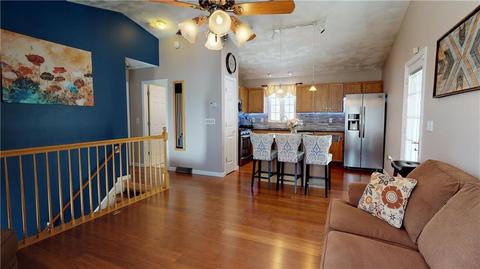 43 Harrop Ave, Warwick, RI 02886 photo 3
