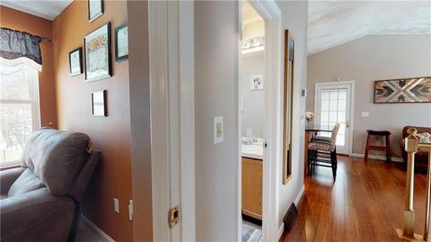 43 Harrop Ave, Warwick, RI 02886 photo 16
