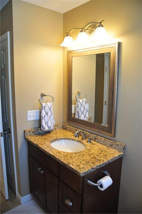 108 Monroe St, Warwick, RI 02888 photo 23