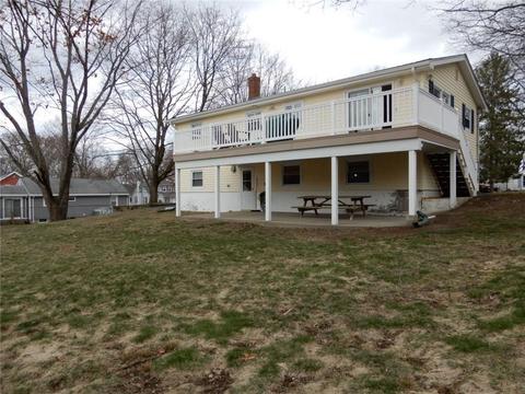 170 Seamans St, Woonsocket, RI 02895 photo 5