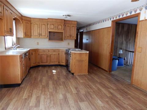 170 Seamans St, Woonsocket, RI 02895 photo 9