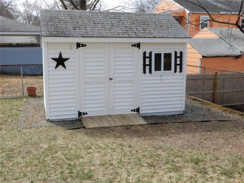 170 Seamans St, Woonsocket, RI 02895 photo 6