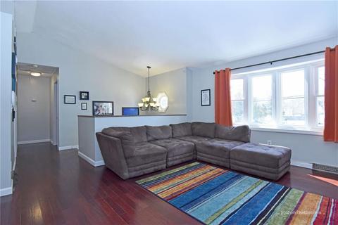 410 Buttonwoods Ave, Warwick, RI 02886 photo 7