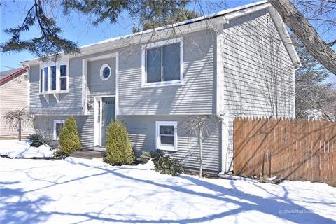 410 Buttonwoods Ave, Warwick, RI 02886 photo 19
