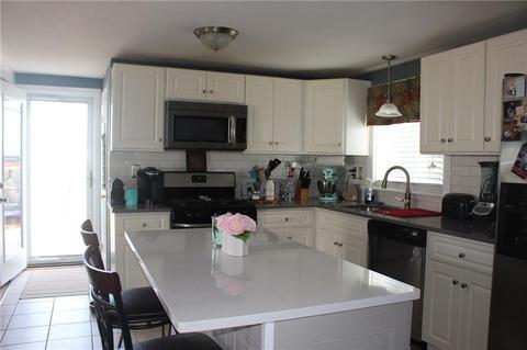 118 Gorham Ave, Warwick, RI 02886 photo 9