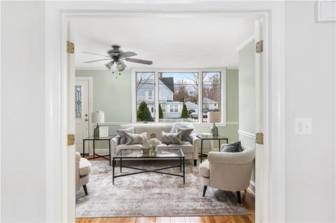 134 Shawomet Ave, Warwick, RI 02889 photo 16