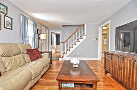 59 Macarthur Dr, Warwick, RI 02889 photo 9