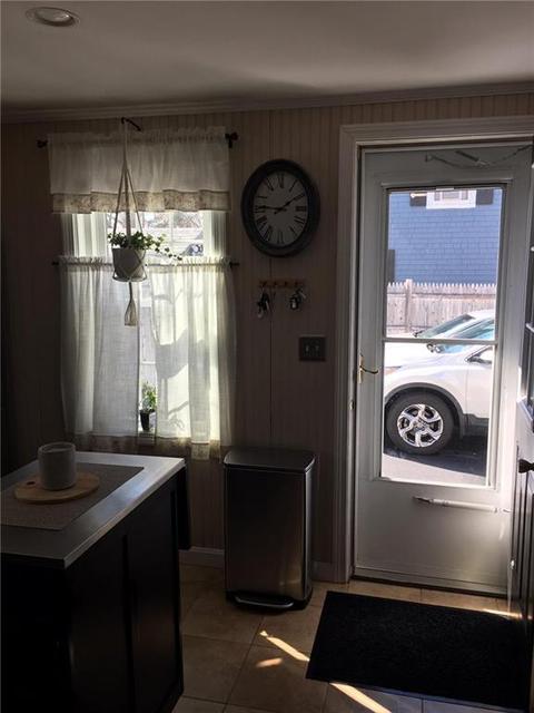44 Grotto Ave, Warwick, RI 02888 photo 9