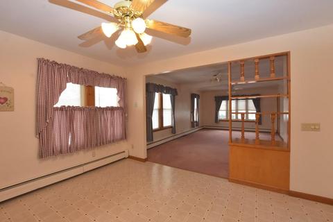 170 Carnation St, Woonsocket, RI 02895 photo 8