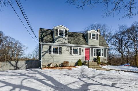 111 Bound Rd, Cumberland, RI 02864 photo 3