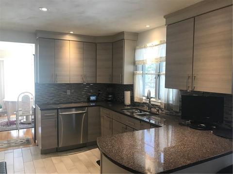 75 Castleton Dr, Cranston, RI 02921 photo 9