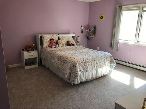 75 Castleton Dr, Cranston, RI 02921 photo 18