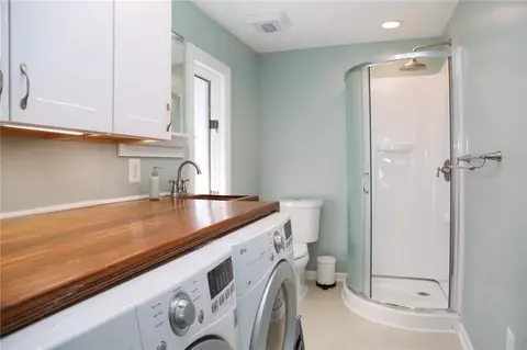 76 Beach St, Westerly, RI 02891 photo 12