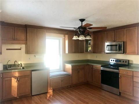 460 Coe St, Woonsocket, RI 02895 photo 5