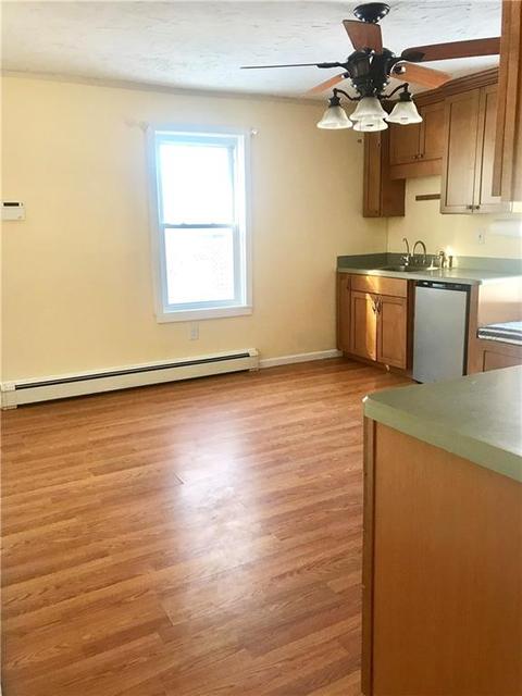 460 Coe St, Woonsocket, RI 02895 photo 4