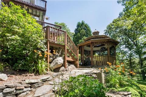 10 Seacrest Dr, Westerly, RI 02891 photo 32