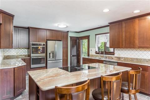 10 Seacrest Dr, Westerly, RI 02891 photo 3