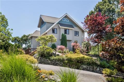 10 Seacrest Dr, Westerly, RI 02891 photo 1