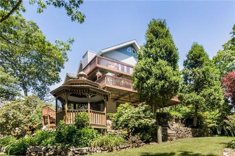 10 Seacrest Dr, Westerly, RI 02891 photo 2