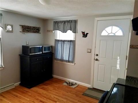 135 Bartlett Dr, Warwick, RI 02886 photo 8