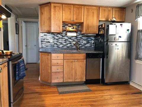 135 Bartlett Dr, Warwick, RI 02886 photo 6