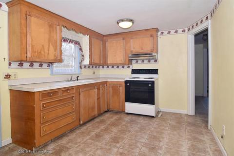 243 Spring Grove Rd, Glocester, RI 02814 photo 8