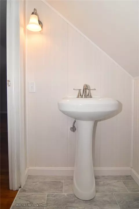 30 Gorham Ave, Warwick, RI 02886 photo 18