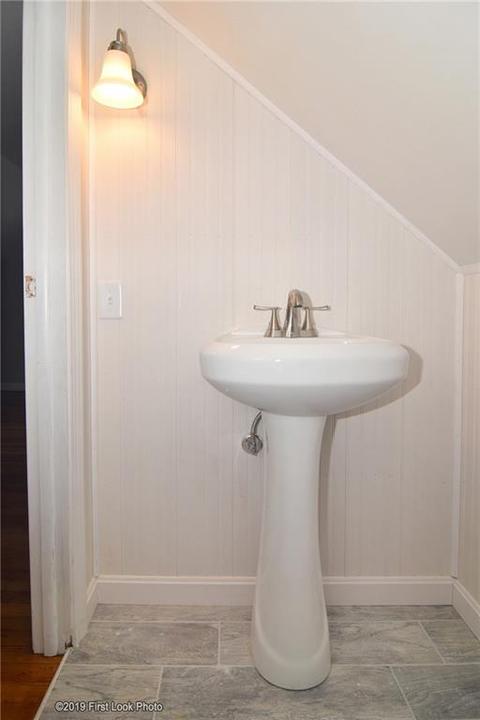 30 Gorham Ave, Warwick, RI 02886 photo 18